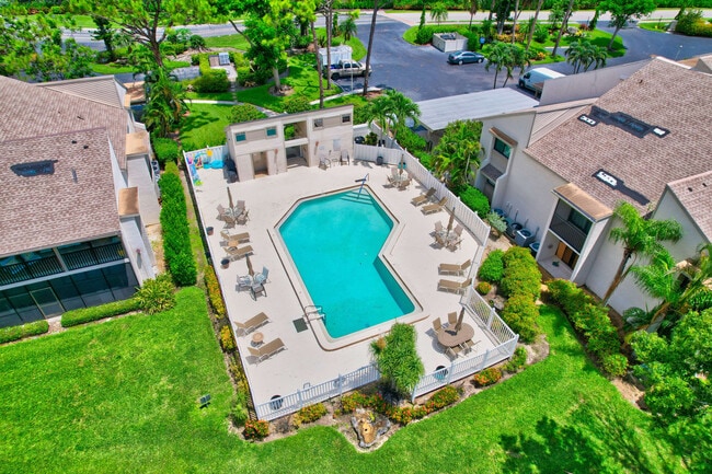 Building Photo - 16436 Timberlakes Dr