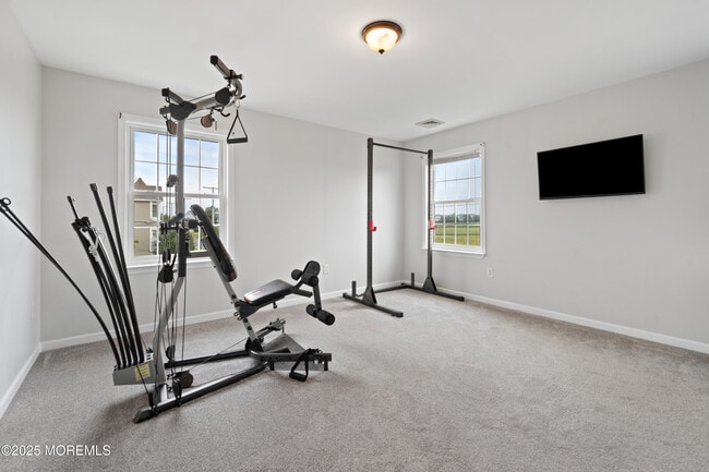 Building Photo - 36 Main St