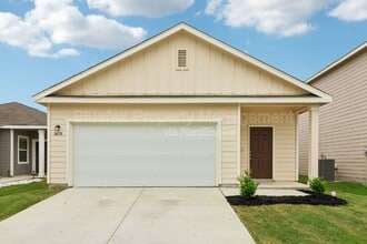 Building Photo - 14374 Palm Ridge