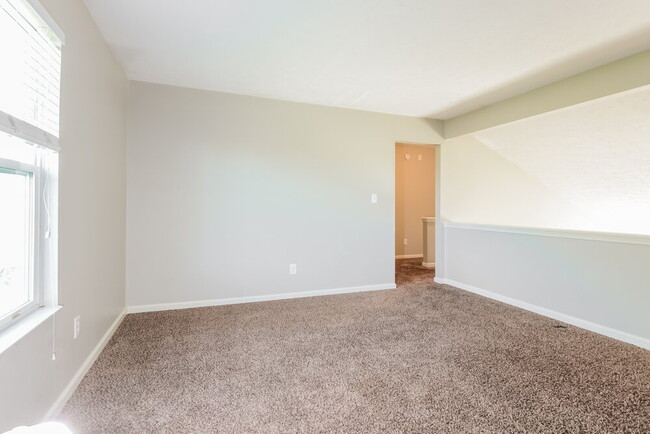Building Photo - 6428 Kelsey Dr