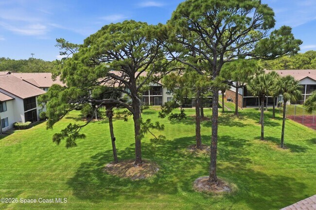 Building Photo - 1515 Huntington Ln