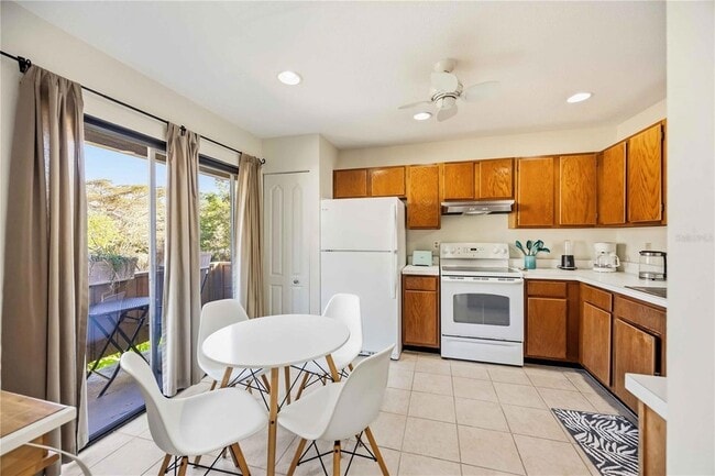 Building Photo - 1626 Brookhouse Dr