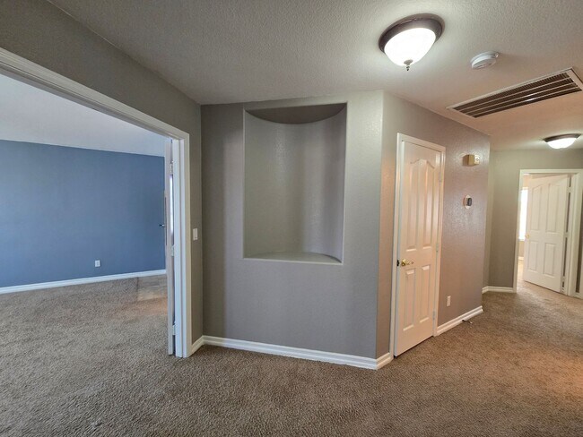 Building Photo - Don’t wait for summer, your pool home is ready now!!! 4 Bedroom, NW Las Vegas