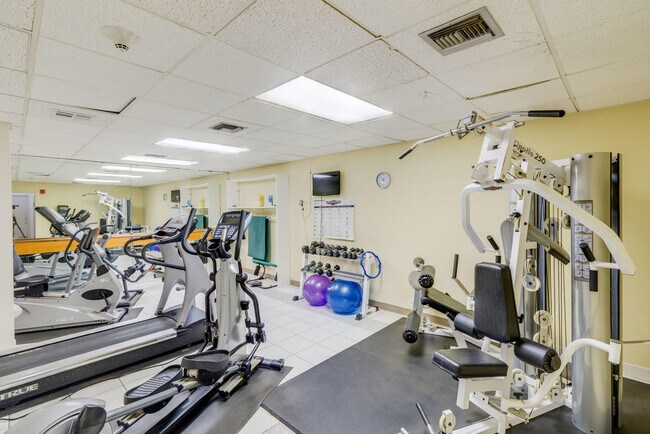 Building Photo - 3610 S Ocean Blvd