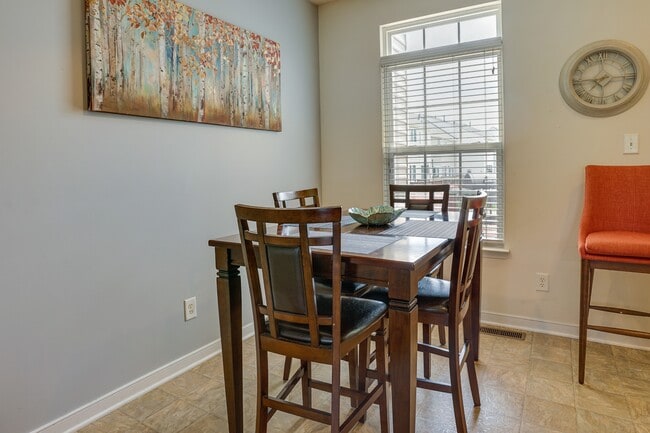 Building Photo - 8109 Belton Cir