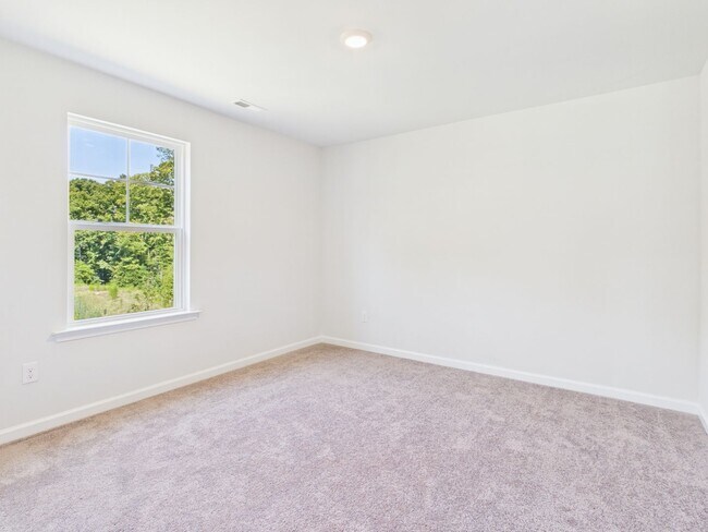 Building Photo - 5701 Brailen Dr