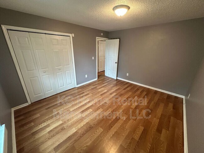 Building Photo - 420 N Jennings Rd