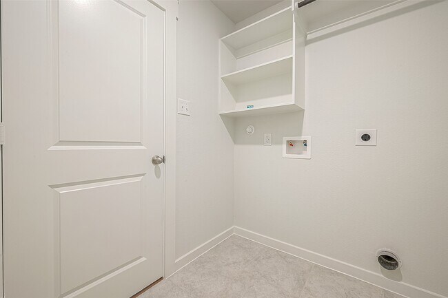 Building Photo - 7538 Coral Ter Dr