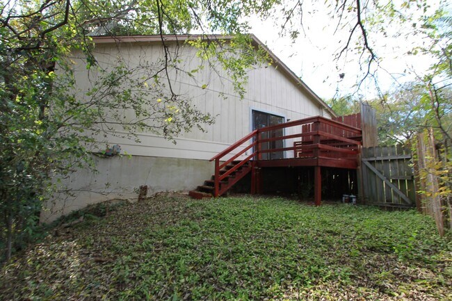 Building Photo - 11603 Poplar Cove