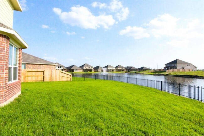 Primary Photo - 29647 Clover Shore Dr
