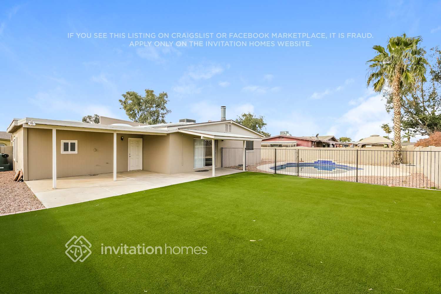 Building Photo - 2228 W Charleston Ave