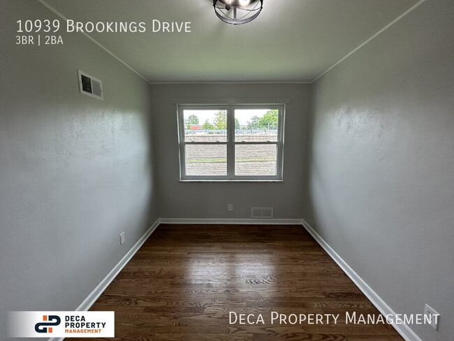 Building Photo - 10939 Brookings Dr