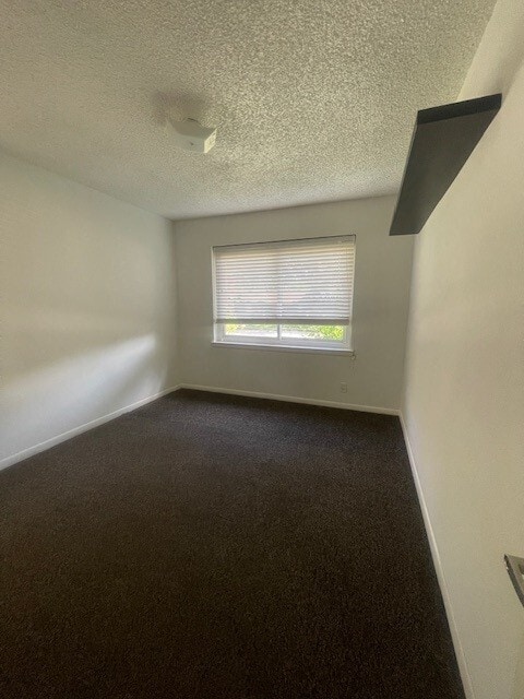Building Photo - 12249 High Point Cir