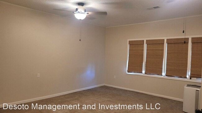 Building Photo - 2 br, 1 bath House - 6871 Wallace Lane B