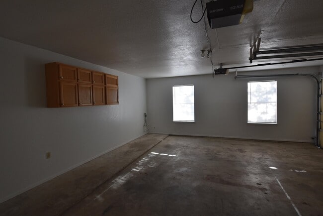 Building Photo - 106 Rawhide Trail
