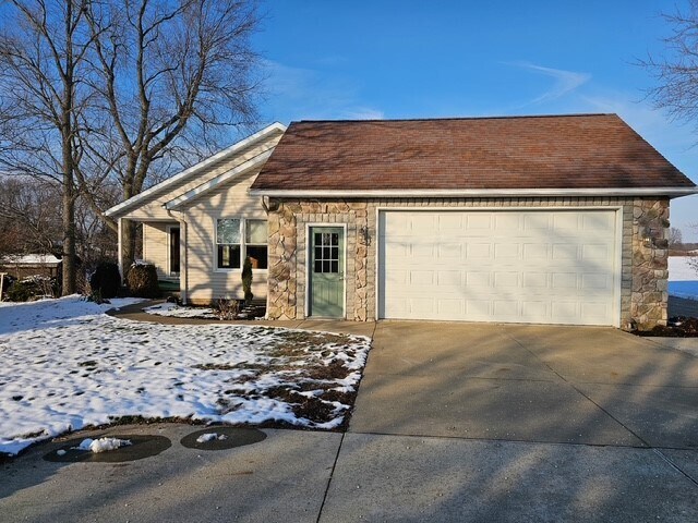 Garage Entry South Side - 1009 Woodland St SW