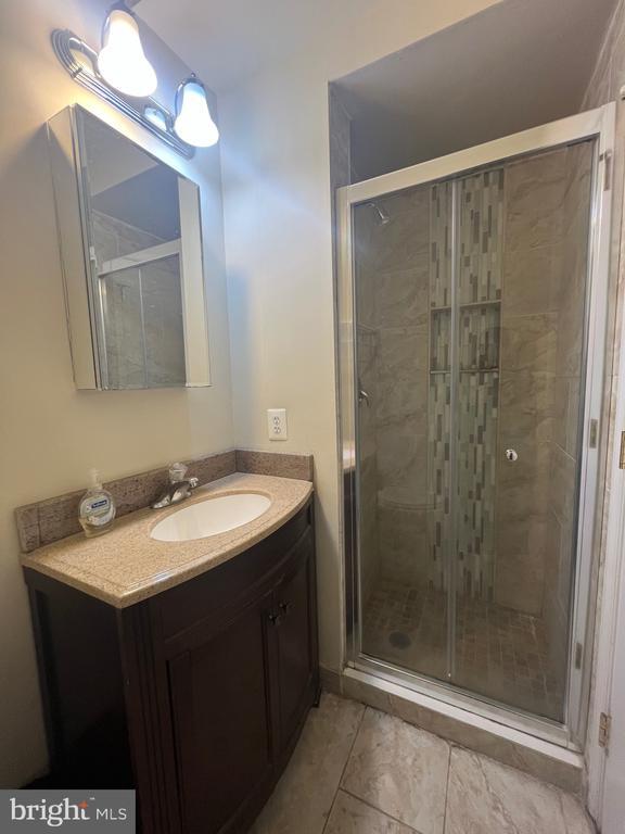 Building Photo - 604 Ridgemont Ave