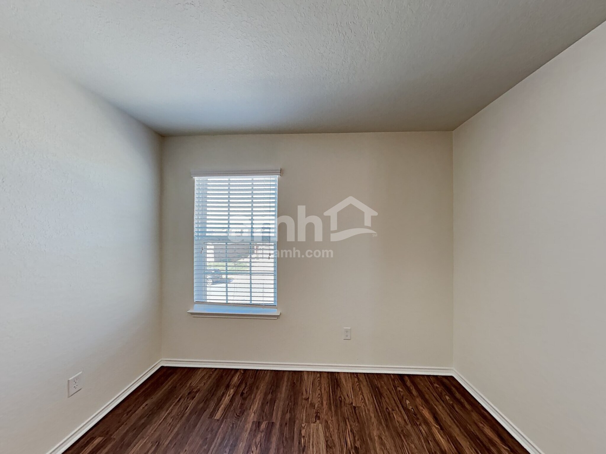 Building Photo - 261 Mistflower
