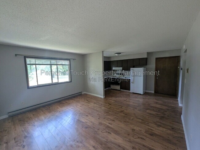 Building Photo - 130 2nd Ave