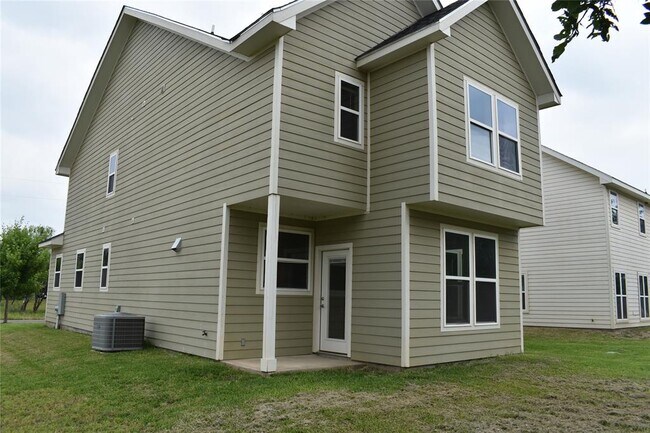Building Photo - 1559 Co Rd 119