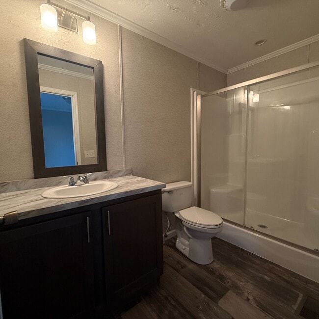 Building Photo - 10610 State Rte 762