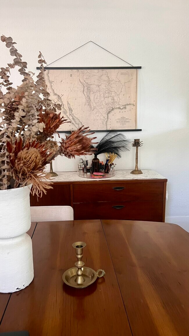 Building Photo - 5006 Hardy St