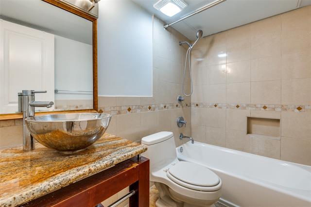 Building Photo - 3935 Buena Vista St