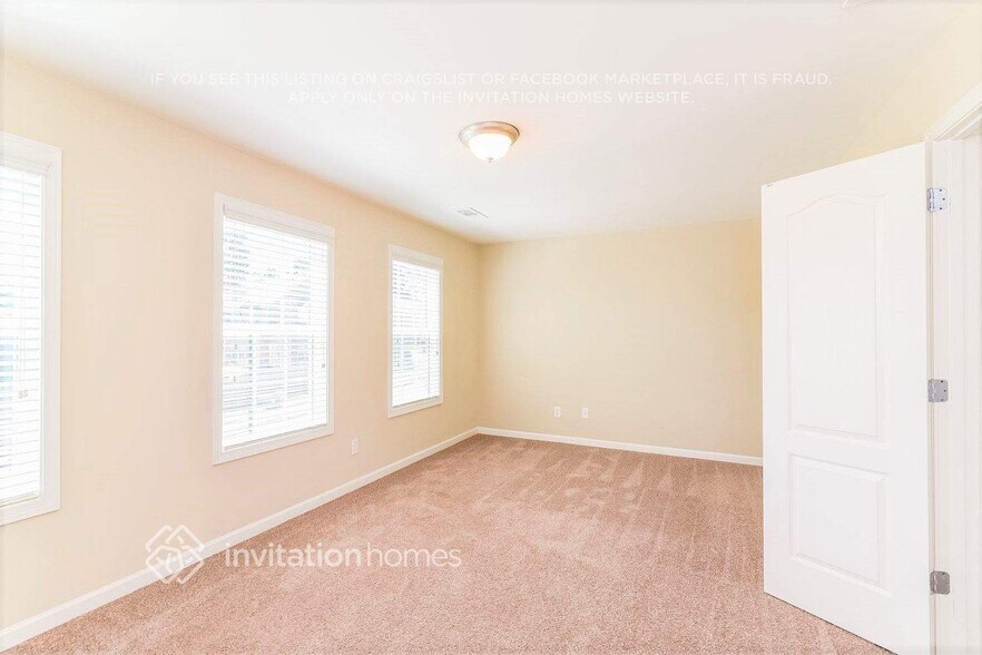 Building Photo - 3422 Rustic Trail Ln NE