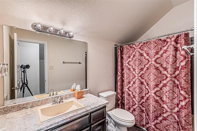 Building Photo - 3033 Beaver Creek Dr