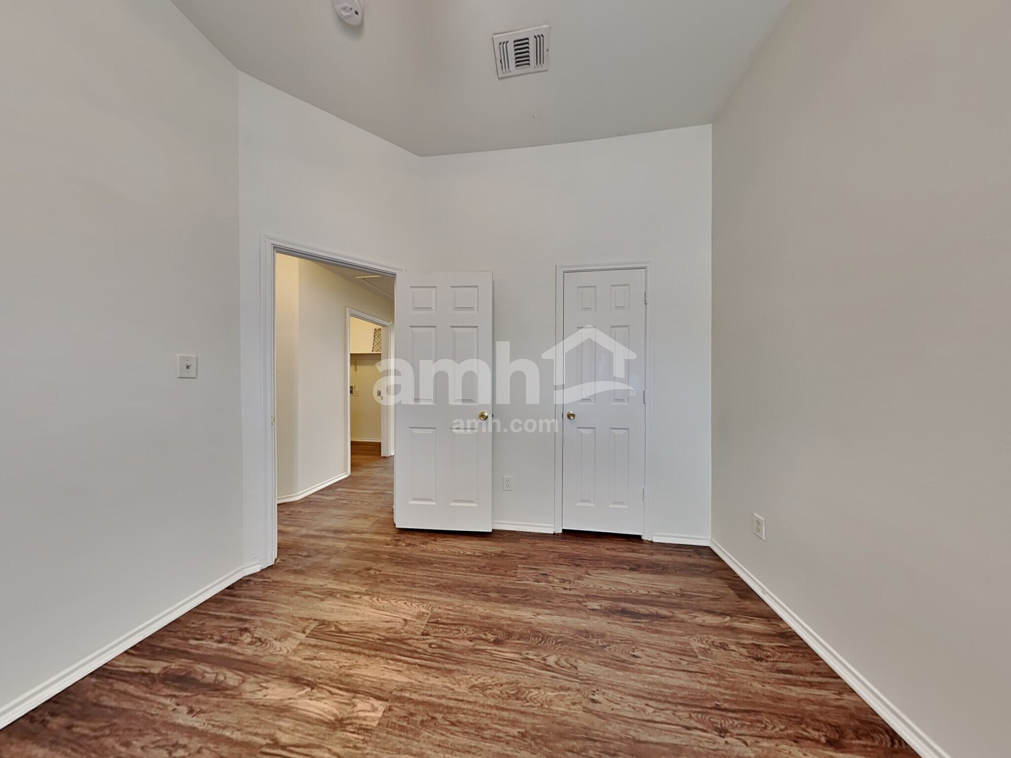 Building Photo - 1410 Loma Linda Ter