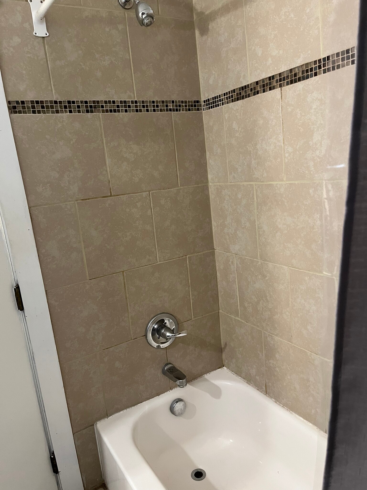 Building Photo - 9342 Fox Run Dr