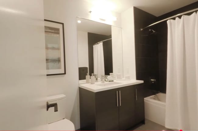 Building Photo - 1310 N Cleveland Ave