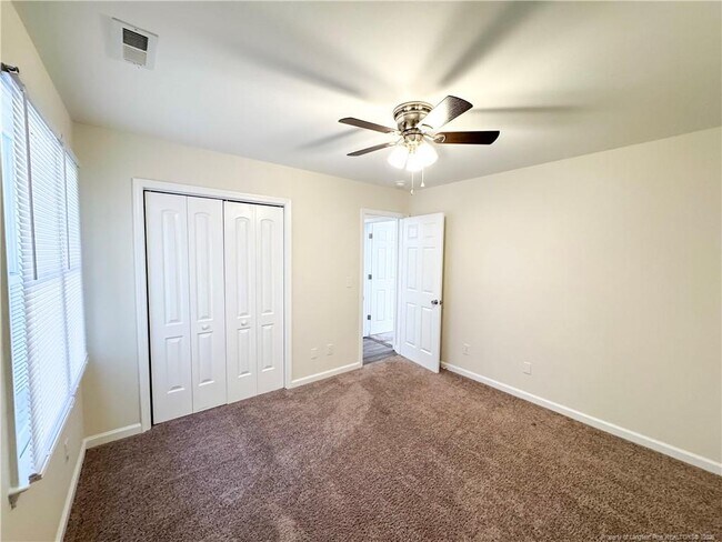 Building Photo - 499 Coronation Dr