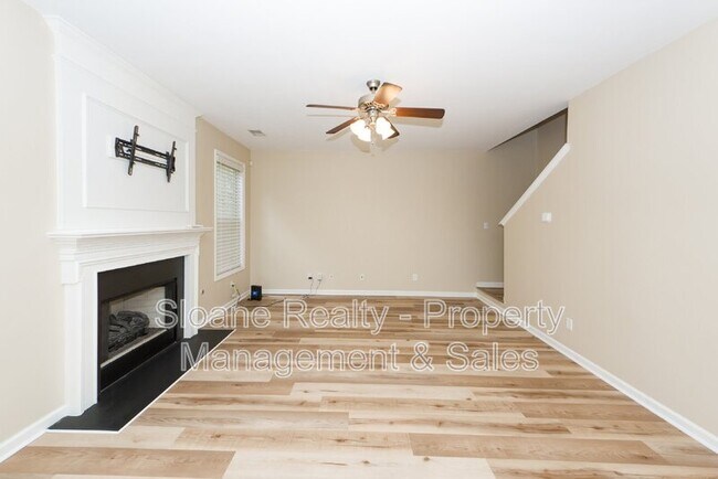 Building Photo - 112 Tanglewood Cir