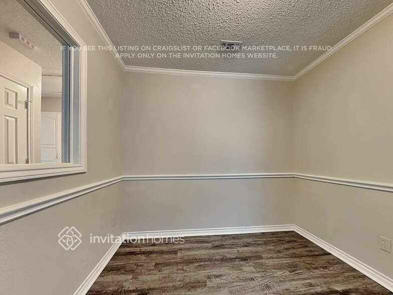 Building Photo - 804 E Aimee St