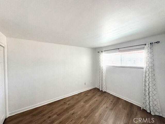 Building Photo - 419 Monterey Ln