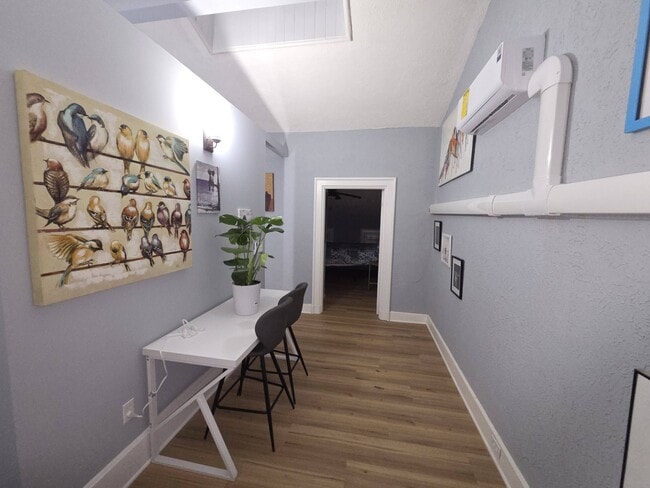 Building Photo - 414 Dayton St