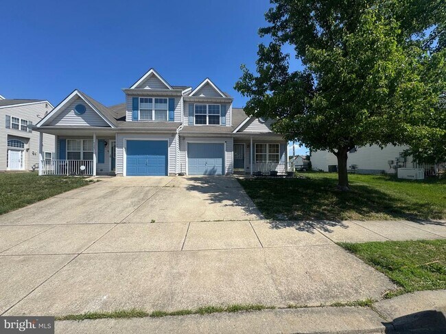 Building Photo - 739 Rothwell Dr
