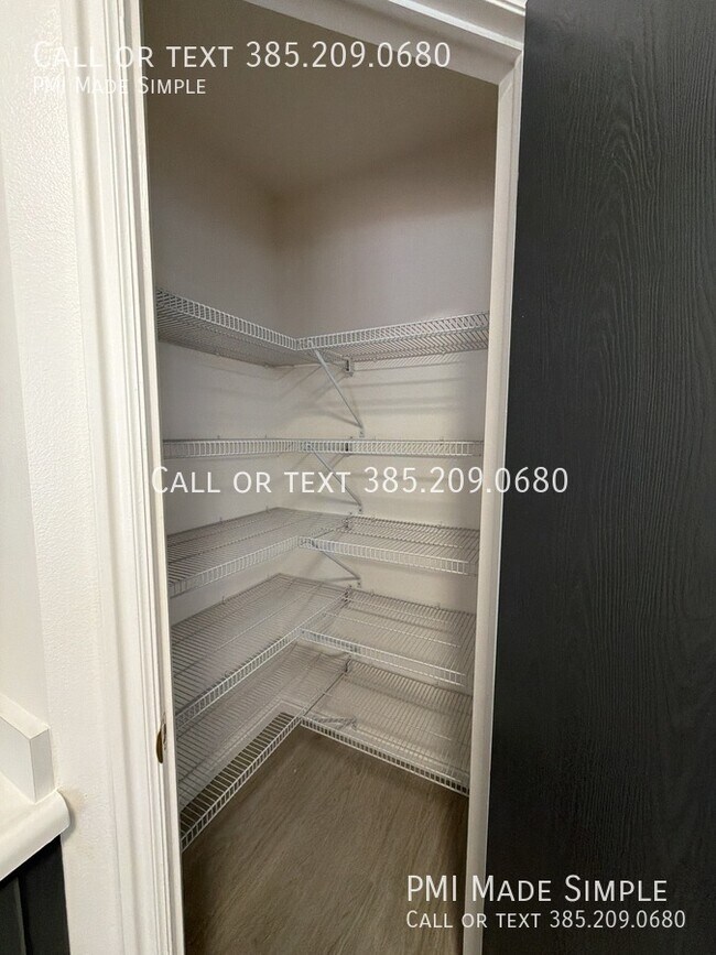 Building Photo - 1466 S 100 E