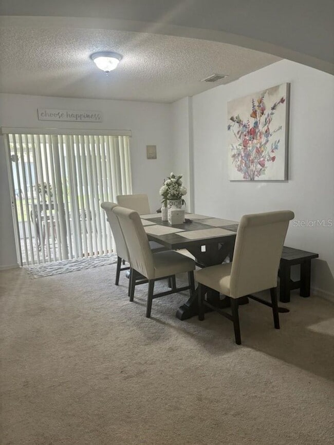 Building Photo - Heart Of Orlando/Kissimmee Townhome