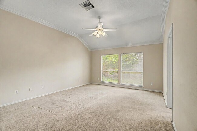 Building Photo - 16011 Belleshire Glen Ln