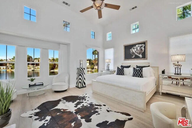 Building Photo - 14 Via Santa Velera