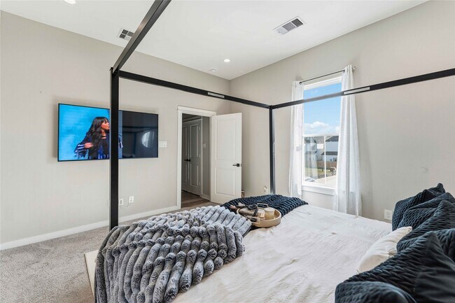 Building Photo - 405 Stonework Garden Ln