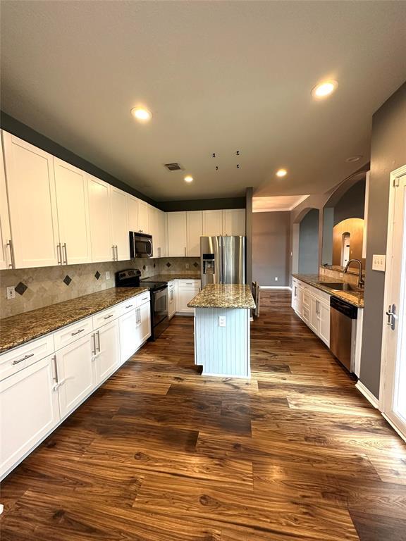 Building Photo - 20235 Concord Hill Dr