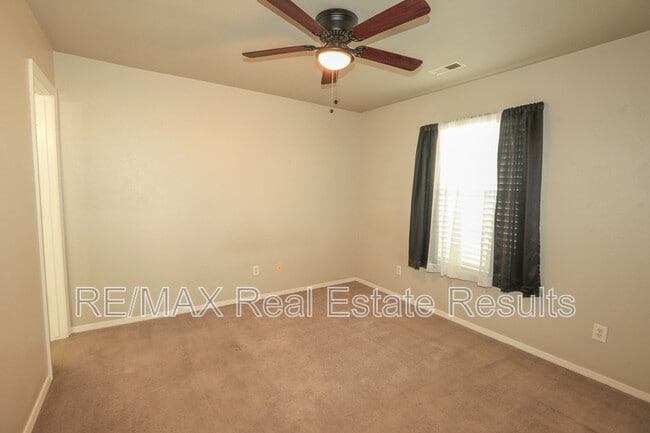 Building Photo - 50 Cheryl Cir