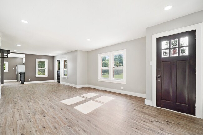 Building Photo - 1750 Brodhead Rd