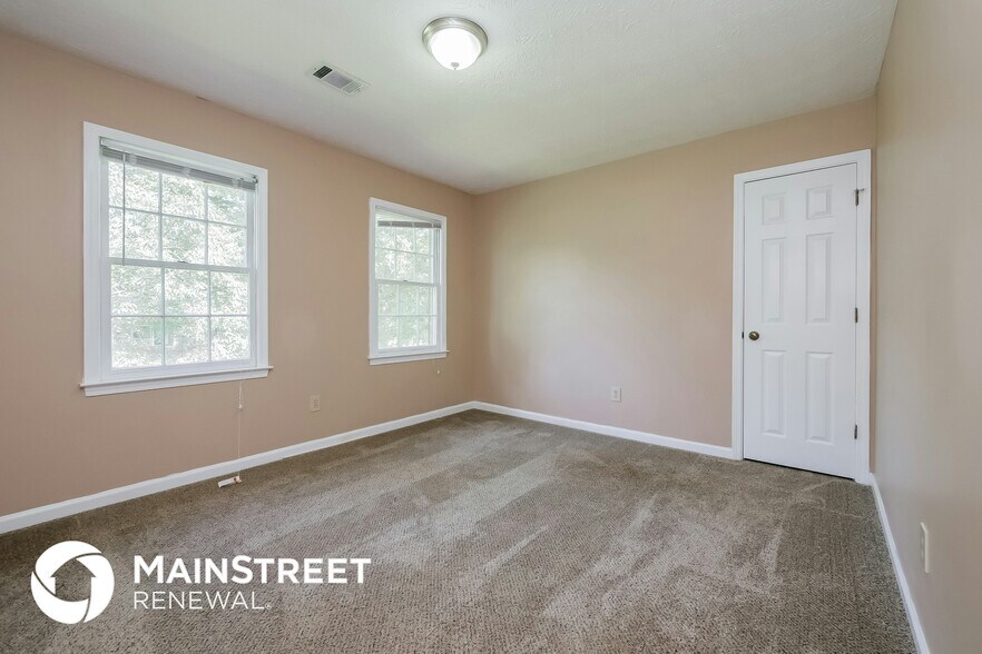 Building Photo - 8202 Winewood Ct