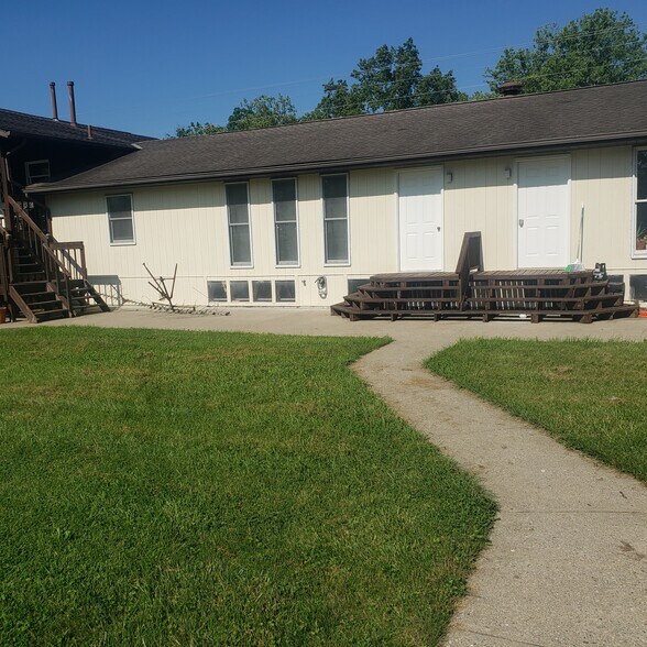 Building Photo - 7978 US Highway 27 N