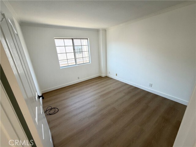 Building Photo - 5340 Las Virgenes Rd
