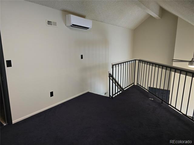 Building Photo - 846 S Vance St